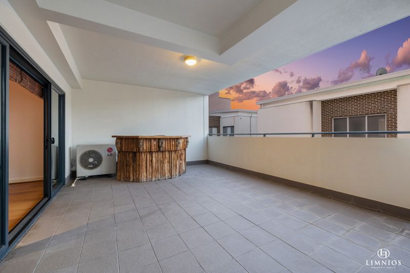 BIG On Space With MASSIVE Terrace!