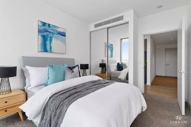 Stunning views from this 6th floor apartment!