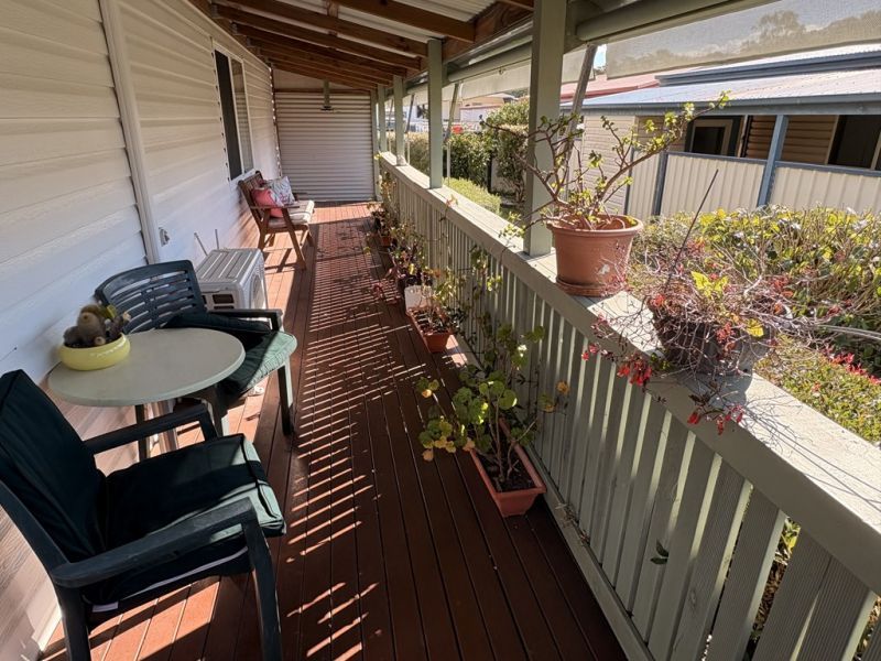 Great Position in Charming Community!