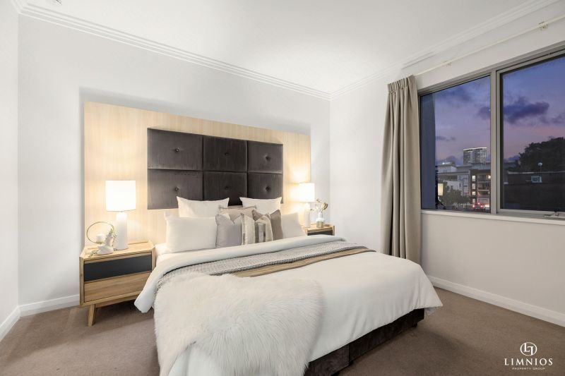 Boutique City Fringe Living with Rare Lifestyle & Investment Flexibility