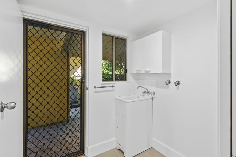 3-Bedroom villa with private back patio