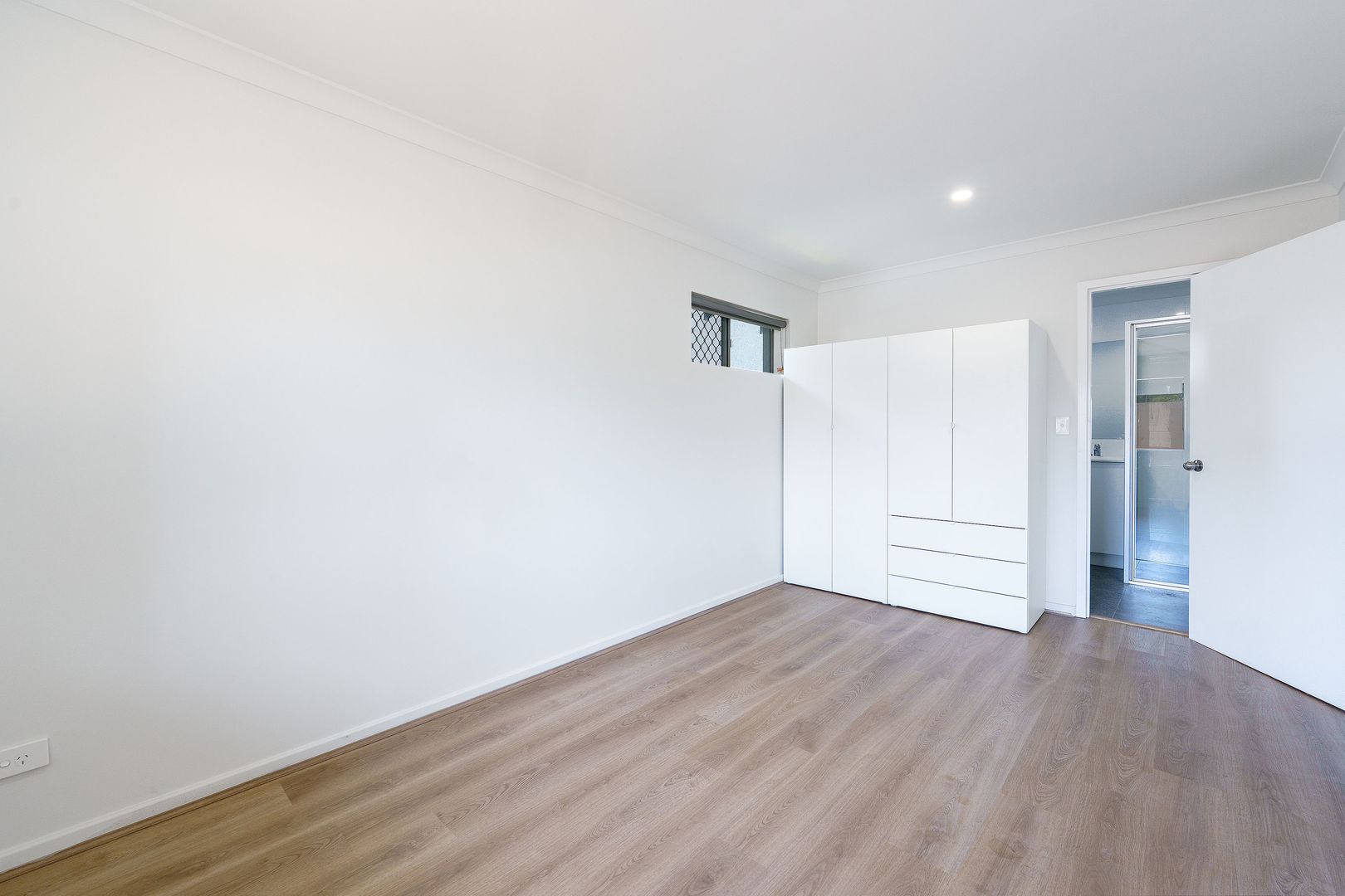 Aspen Living Viveash 