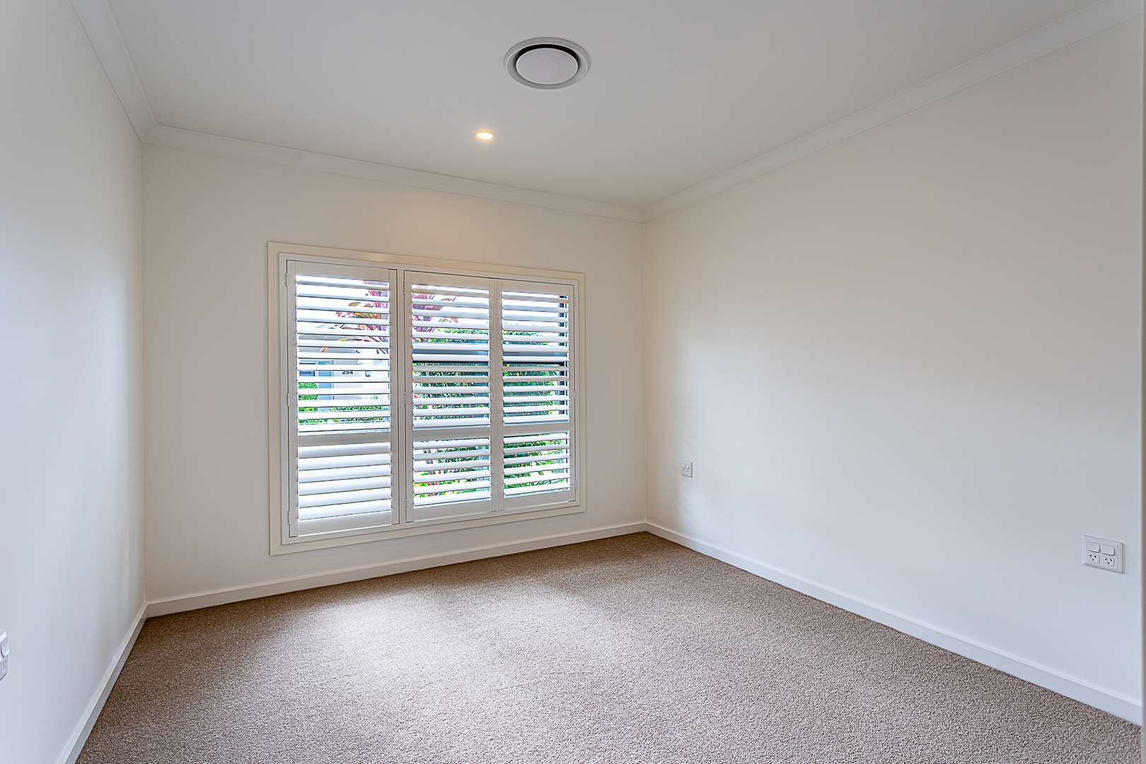 Cezanne III- by Palm Lake Resort Tea Gardens