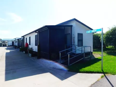 Site 467 (Pre Loved) Bayway Village