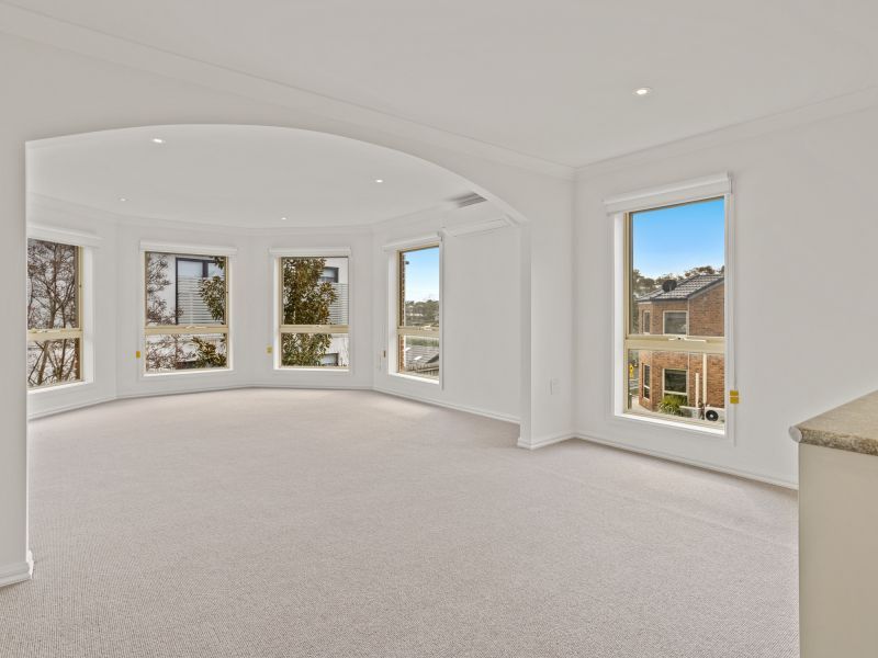 DEPOSIT TAKEN - Spacious, light-filled 2br unit with bay windows & garden views