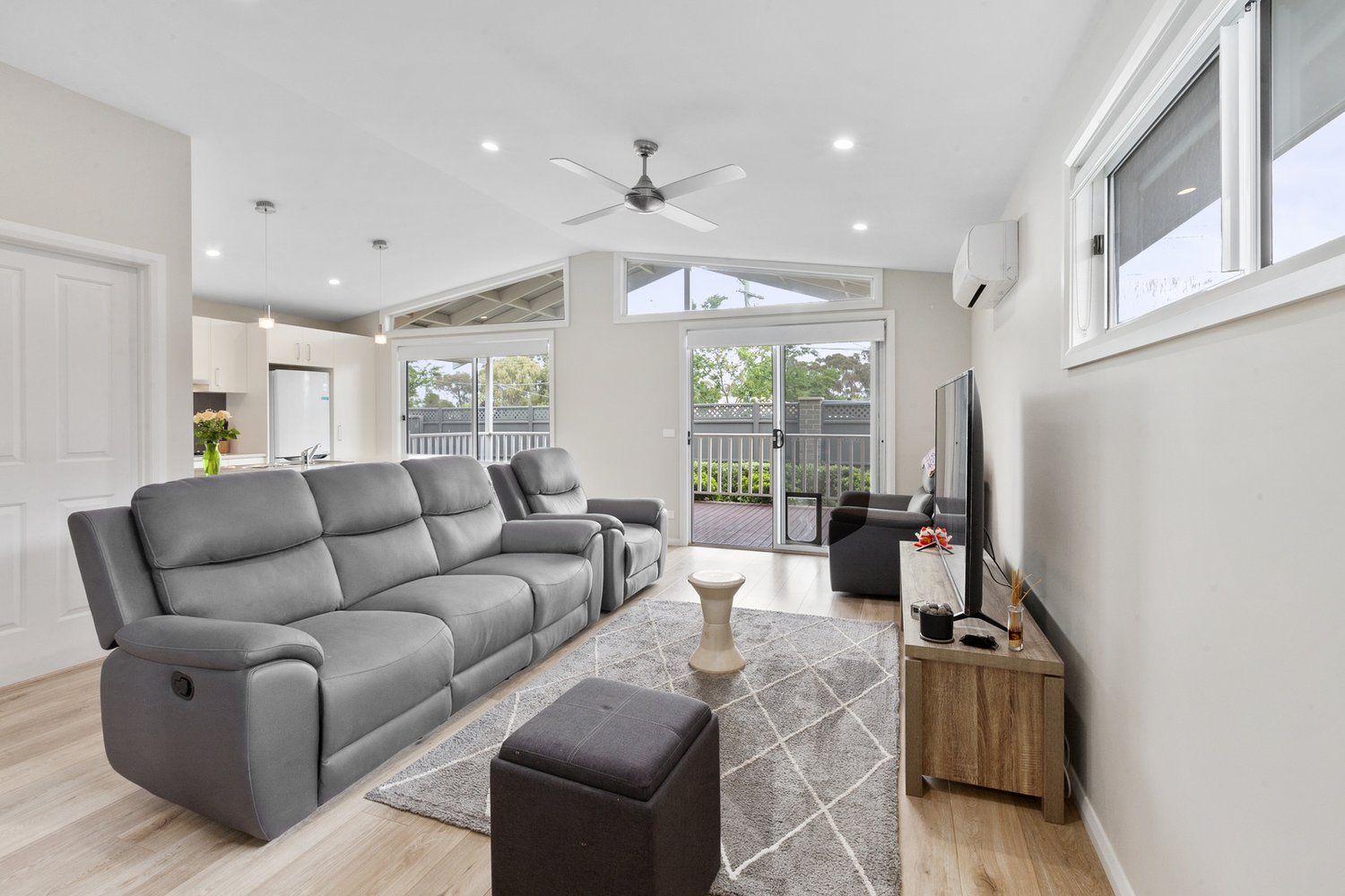 Immaculate Home with Spacious Entertaining Deck!