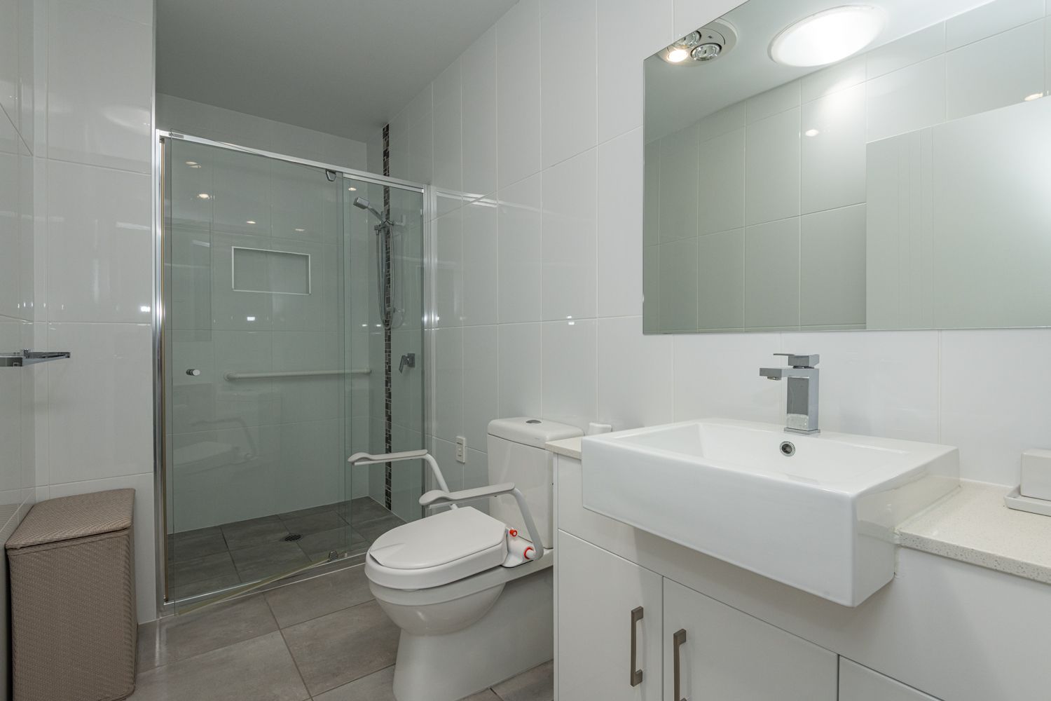 Comfort, Community & Convenience! 