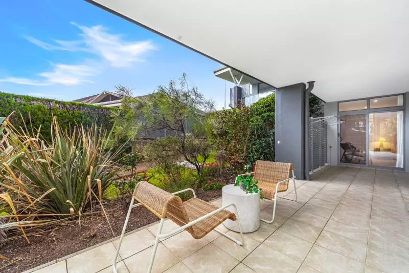 Refurbished Two Bedroom, Ground Floor Apartment with Large Balcony.