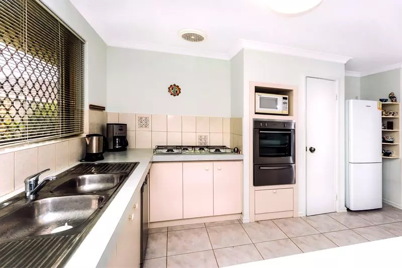 Pristine Beaches - secure cul de sac