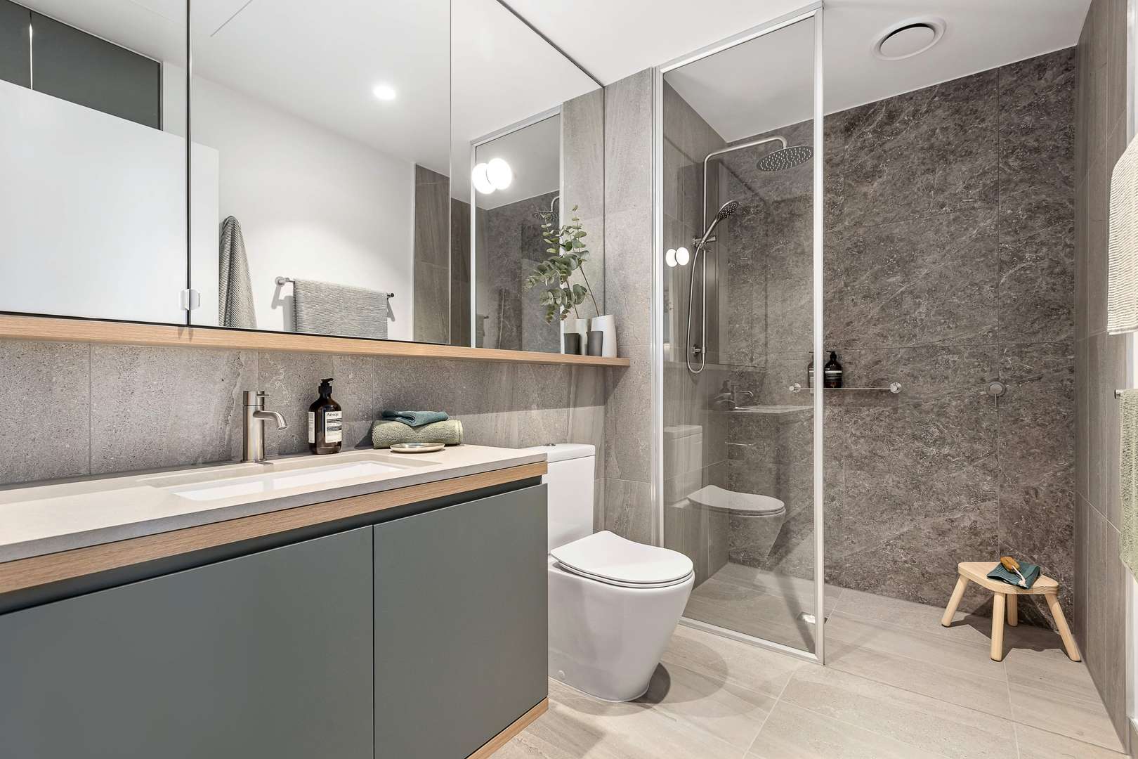 Caulfield Place - Redefine your everyday life in Caulfield — brand new, premium build-to-rent apartments in Melbourne