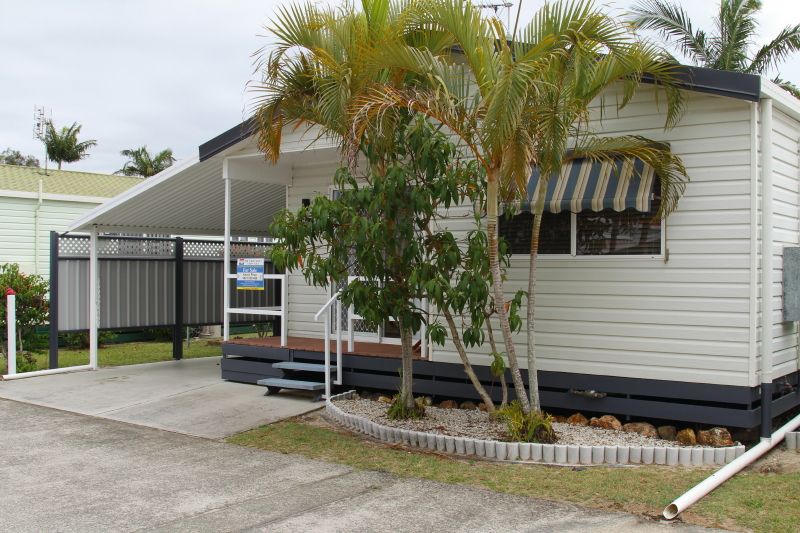 Tweed Broadwater Village, an Over 50’s Pet Friendly Lifestyle Village. 