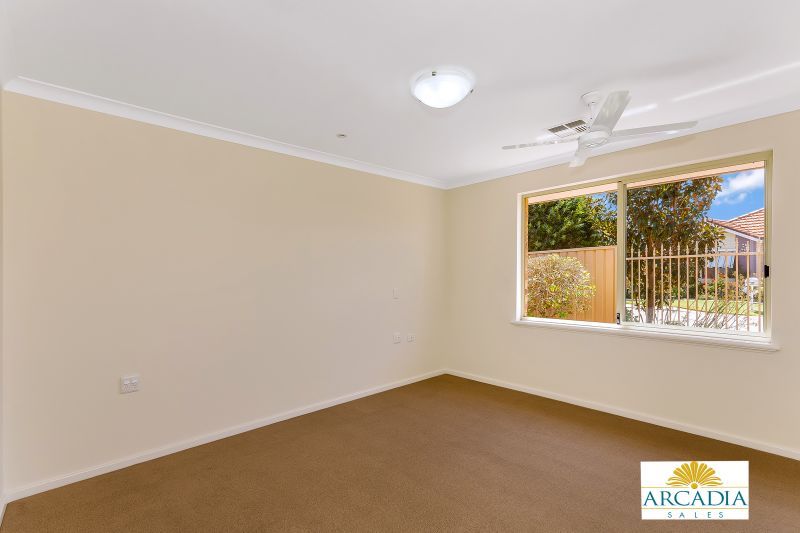 ARCADIA WATERS MANDURAH - Extra Wide Passageways & Spacious Living.