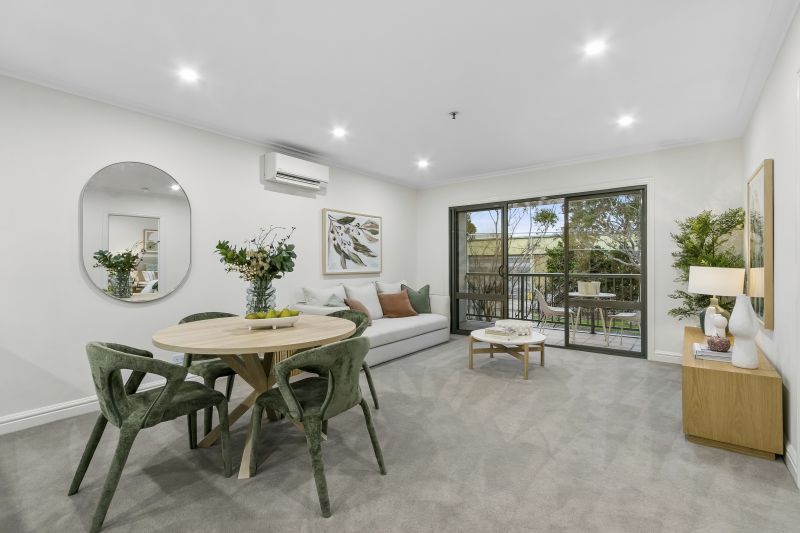 Bright & spacious one-bedroom apartment with gum tree & playing fields view