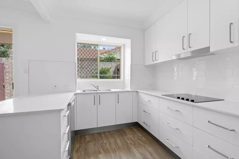 Generous 1-Bed Villa in the Heart of the Village