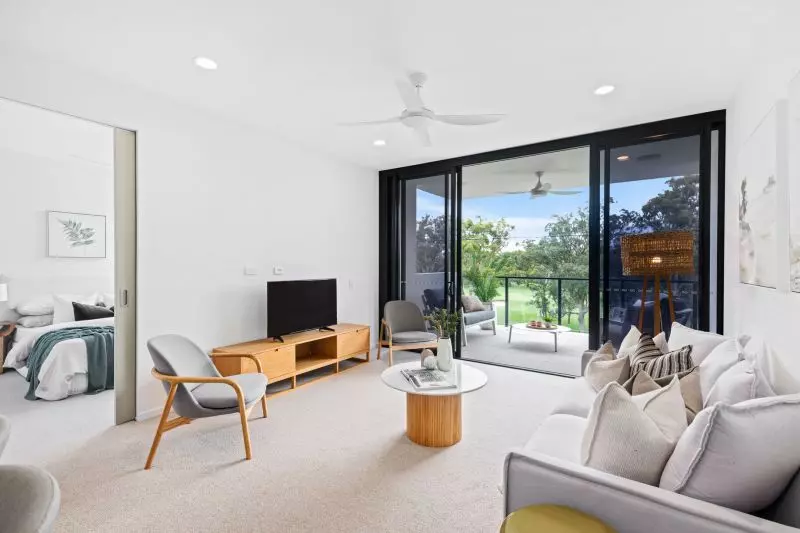 Luxurious apartment with breathtaking golf course views