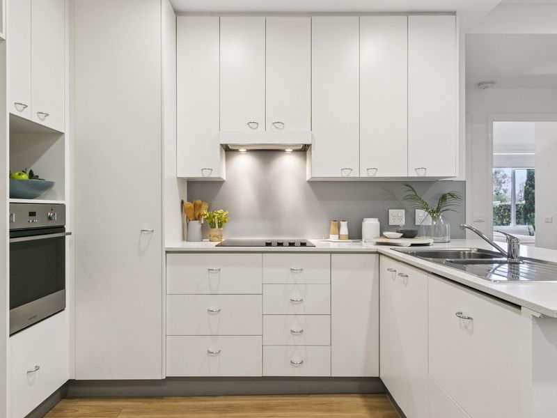 Terrace-Style Living with Sunlit Spaces in Brighton