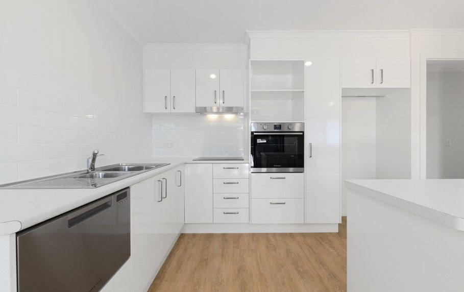 221/ 18 McHarg Road, Happy Valley