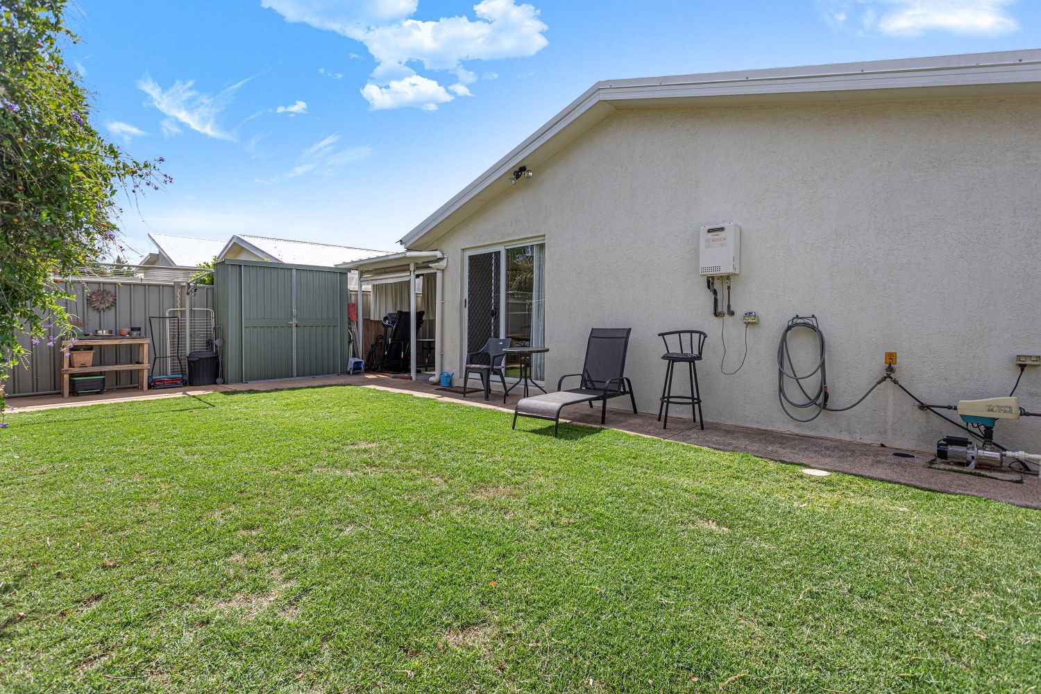 "Watervale"- BRIGHT, OPEN PLAN LIVING