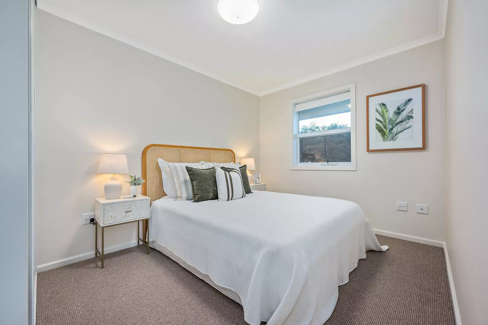 Are You Aged 65 Years Or Older And No Longer Working Full Time ? Step into Calm, Coastal Retirement Living in Hove