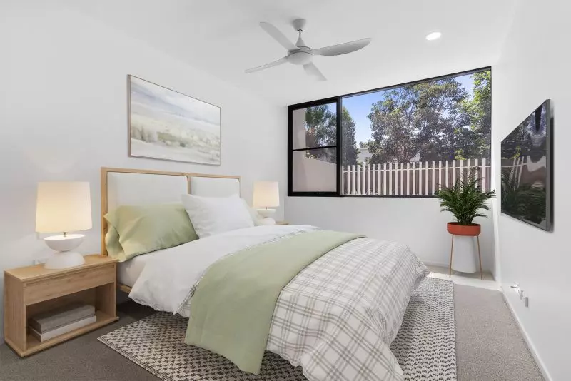 Premium Retirement Apartment. Don't miss this one!