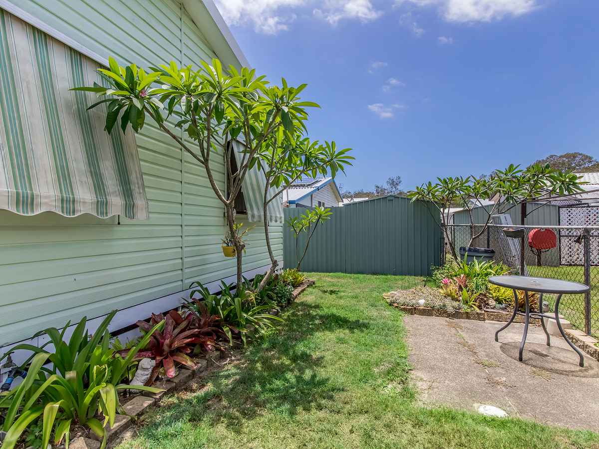 Tweed Broadwater Village, an Over 50's Pet Friendly Lifestyle Village.