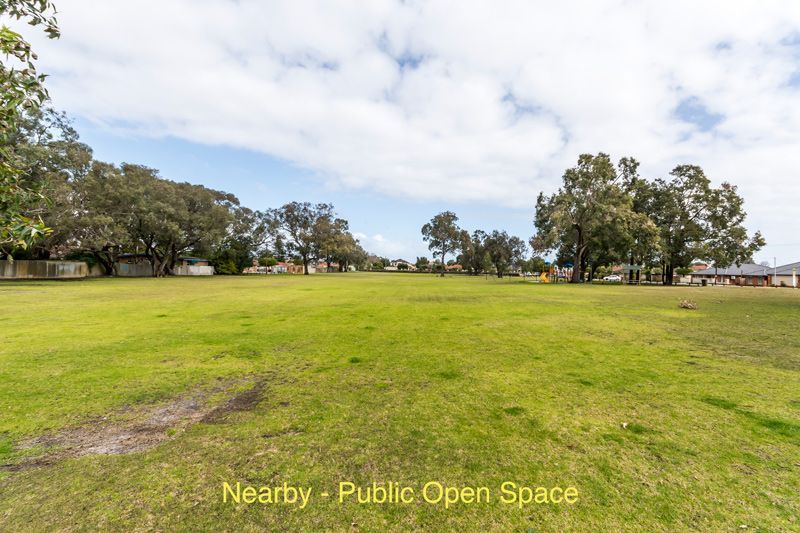 Perfect location stunning home. Home open Sun 26th June, 10am to 10.40am