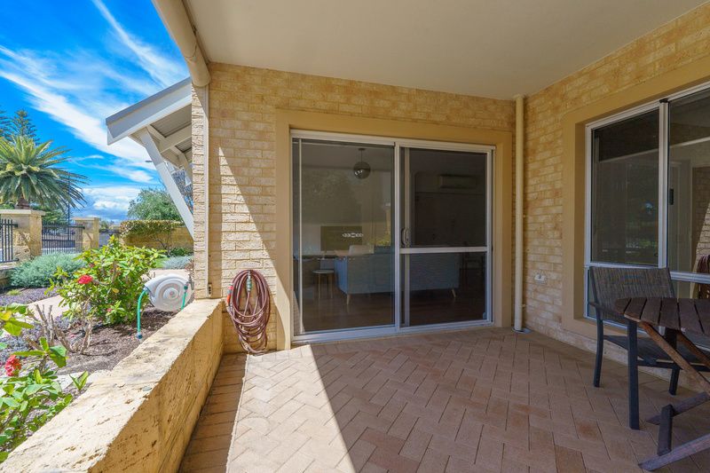 Parkside Apartment with Spacious Layout and Private Patio