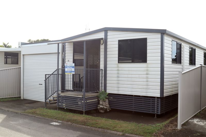 Tweed Shores - Over 50's 'Pet Friendly' residential park 