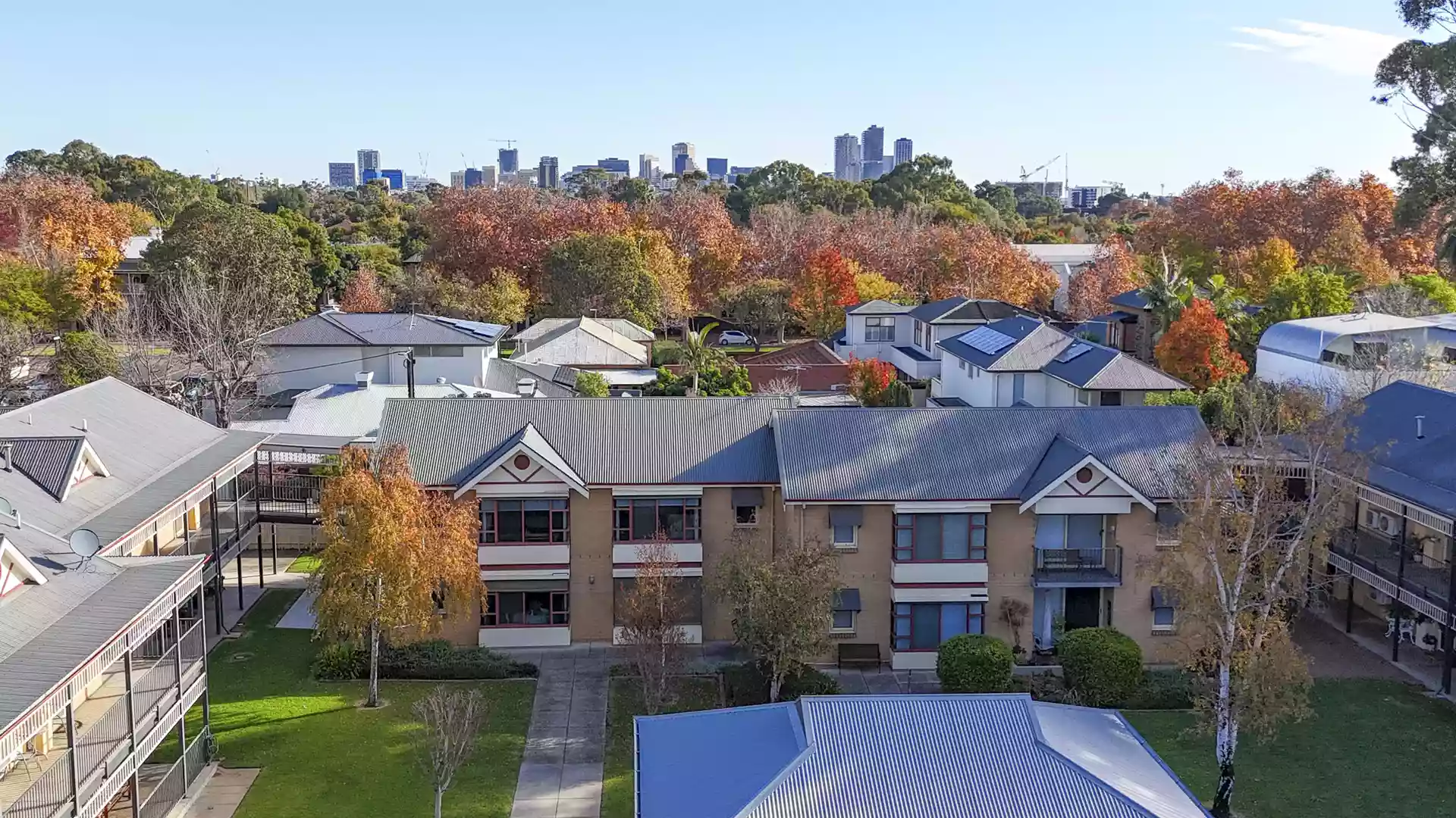 Eldercare Kingsborough: one-bedroom apartment in the heart of Norwood