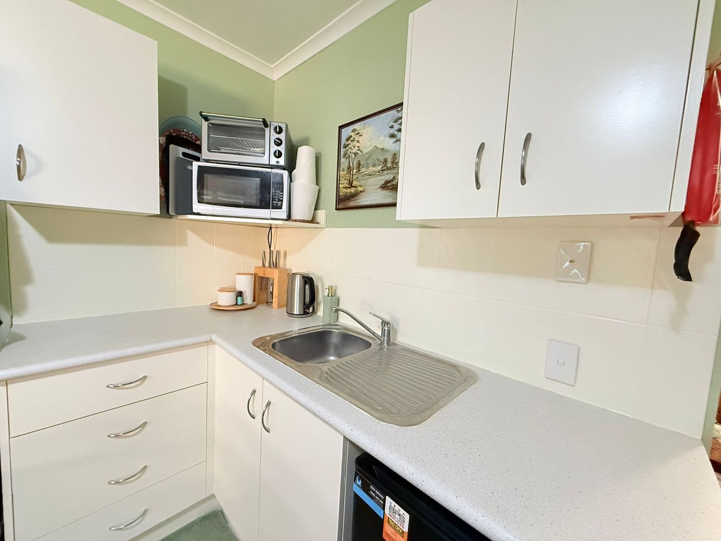 2x 1 Bedroom Units on 1 Title - INVESTMENT OPPORTUNITY