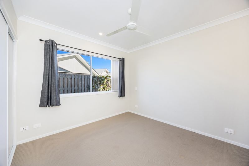 Modern Retreat with Alfresco Living!