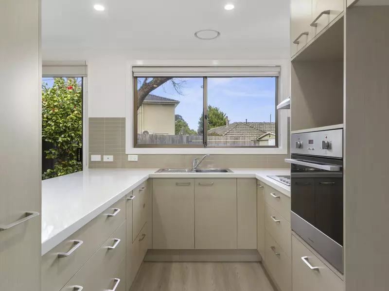 A Fresh Start - Updated Unit, Garden Outlook