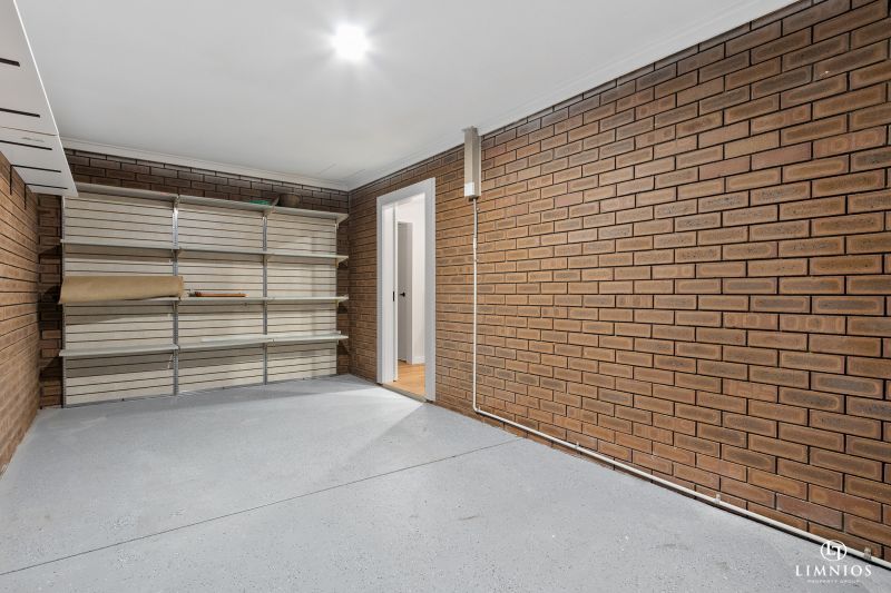 Simply Stunning and Feature Packed!