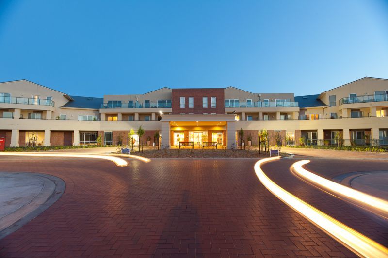 Experience all the benefits Tarneit Skies Retirement Village has to offer