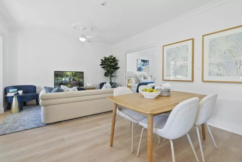Open-plan one-bedroom apartment