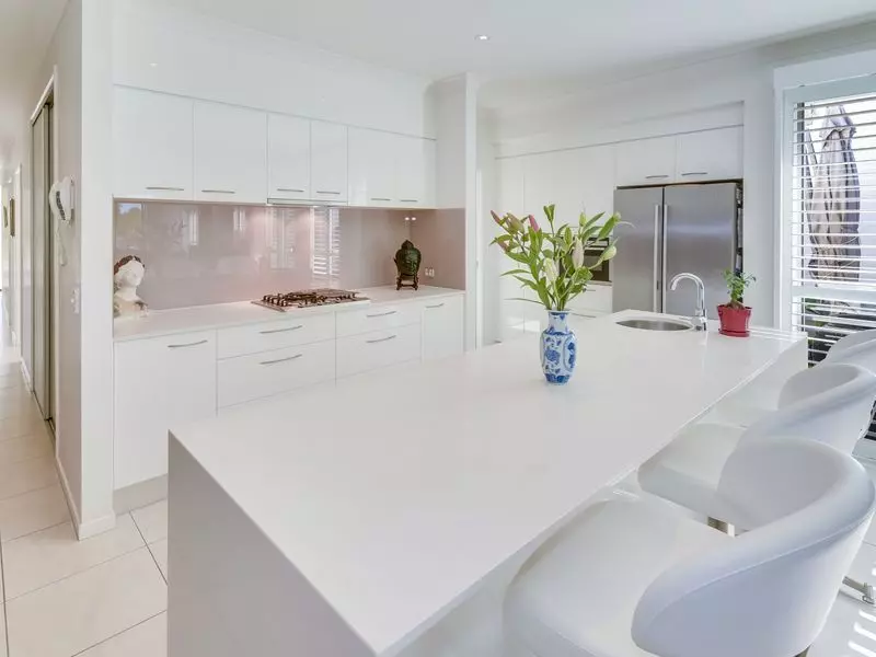 Stately elegance without downsizing