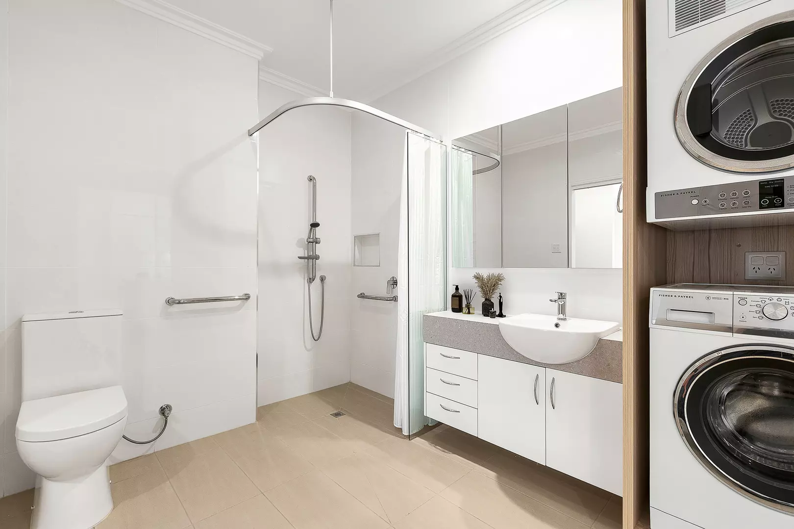 215/45-51 Banool Road Balwyn, VIC 3103