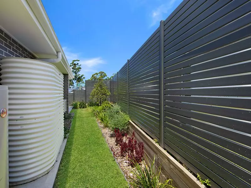 Spacious 'Hawkesbury' villa design