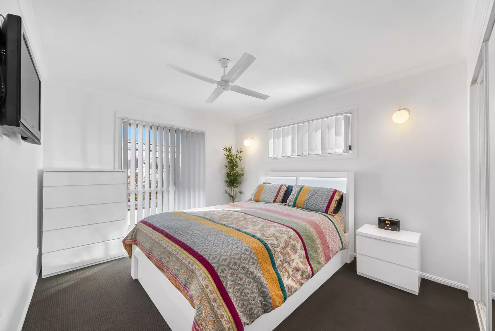 Tweed Broadwater Village, an Over 50’s Pet Friendly Lifestyle Village. 