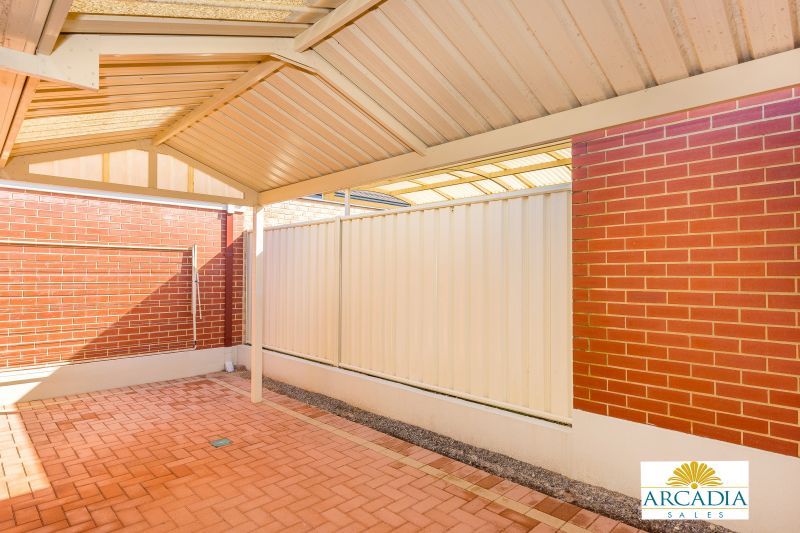 ARCADIA WATERS MADDINGTON - Located in the Middle of the Village