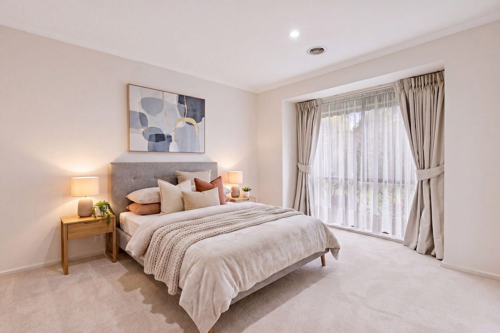 North-facing, light, and bright unit - newly renovated