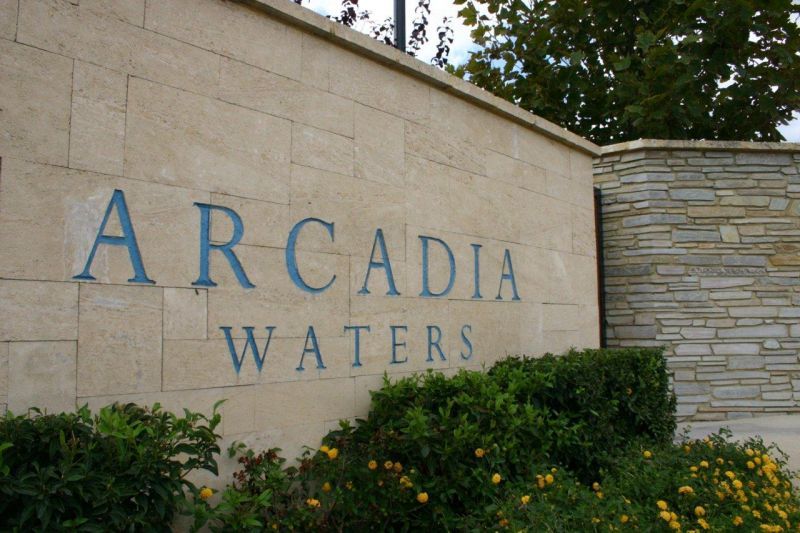 ARCADIA WATERS MADDINGTON - Massive Price Reduction