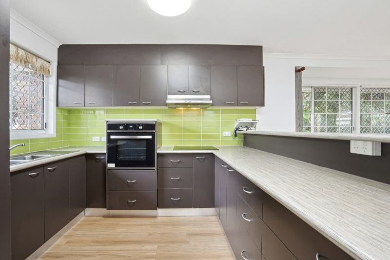 Beautiful two bedroom, one bathroom villa with double lock up garage.