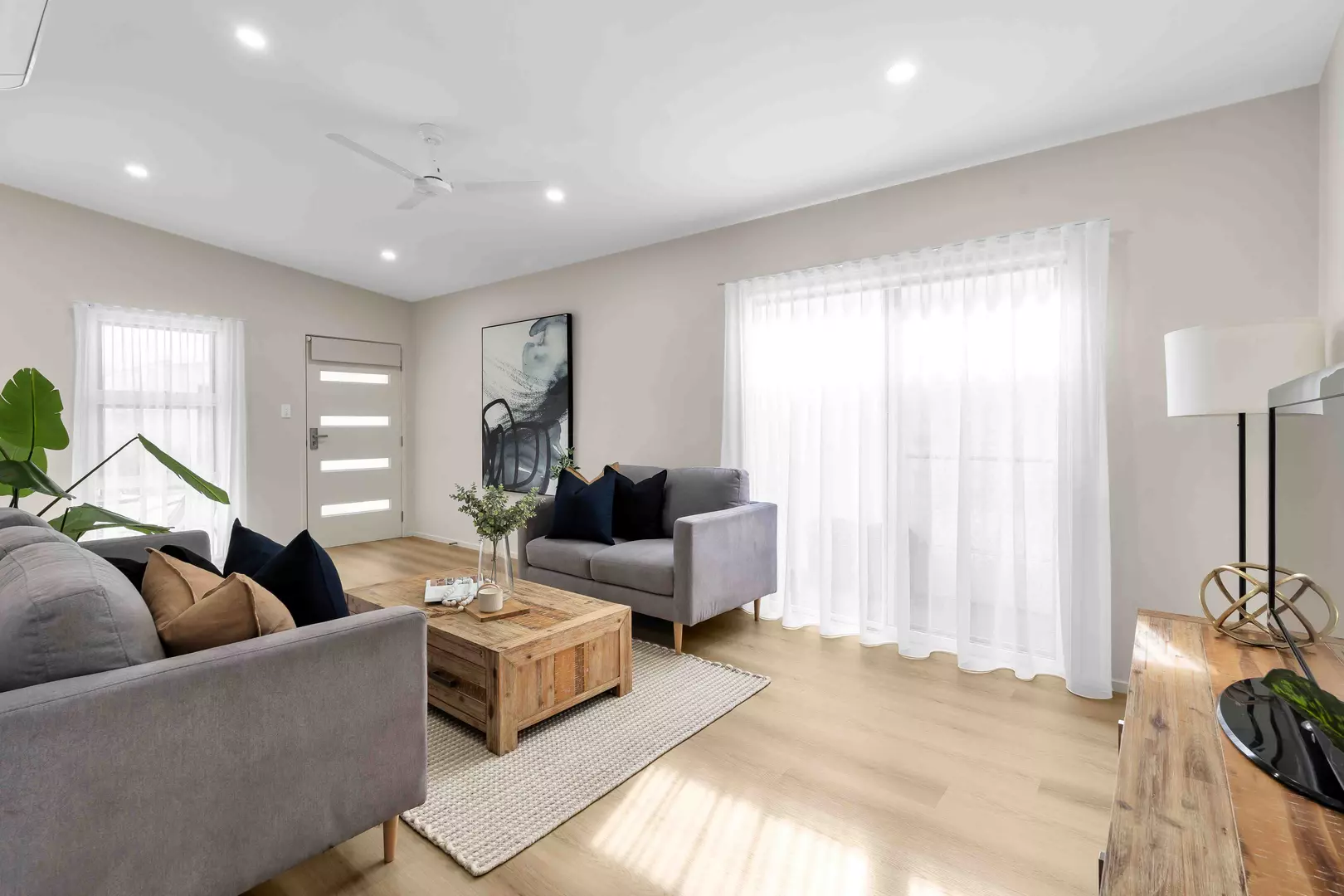 Home 30 Palm Lake Resort Truganina