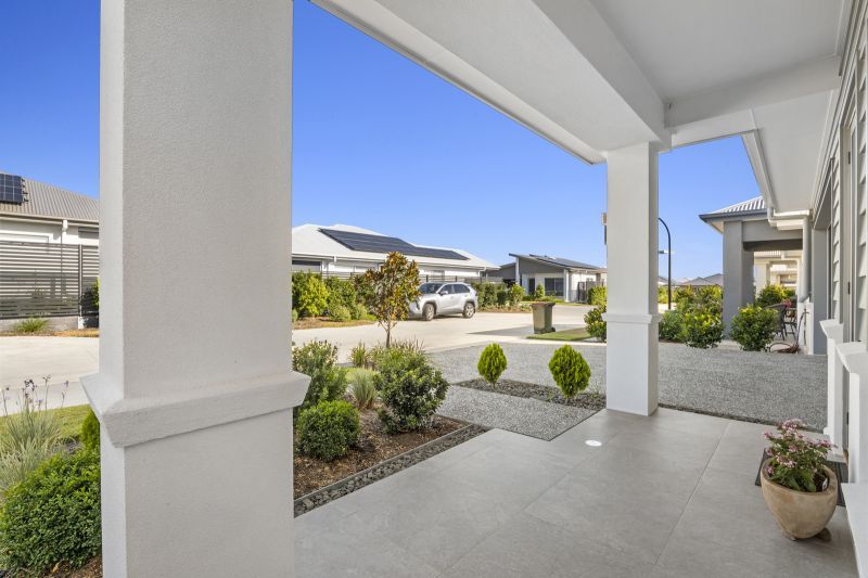 Site 176 - Established Kalbar