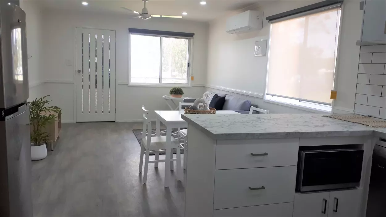 Portland Tourist Park - New 2 Bedroom Home - The Whipbird