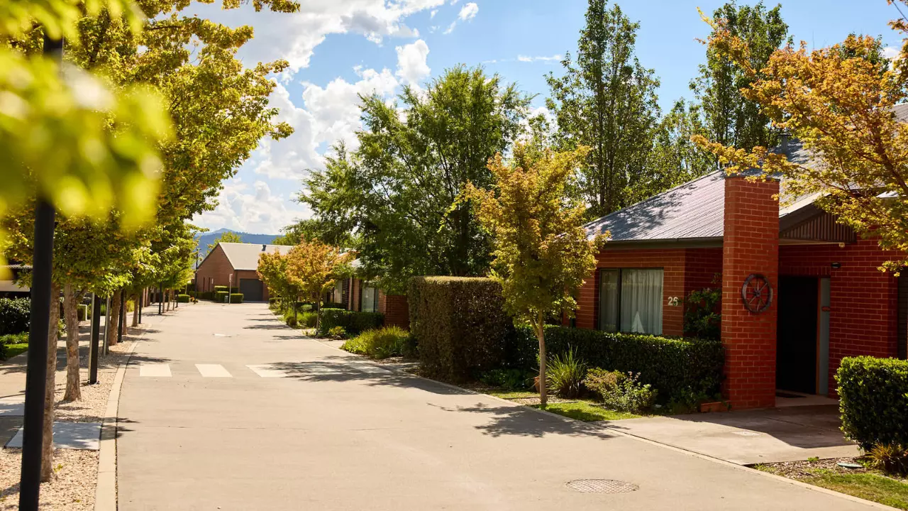 Peaceful retirement living close to beautiful parklands