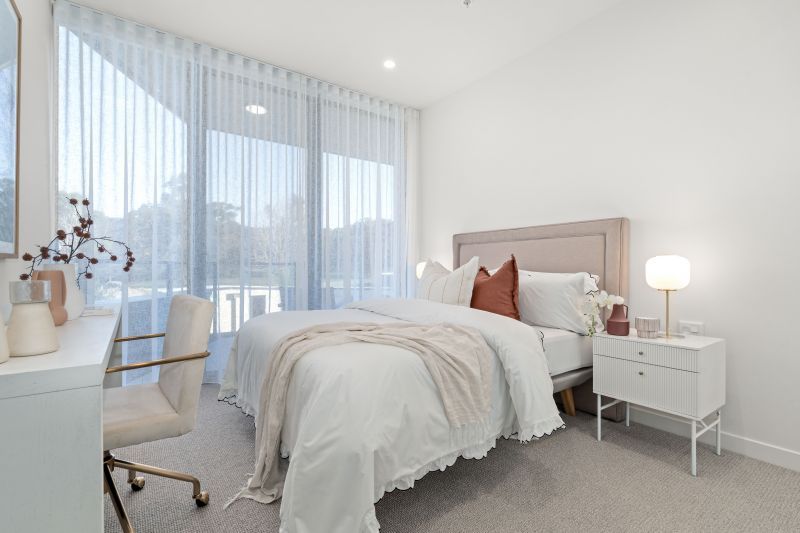 Well-positioned apartment boasting a roomy balcony