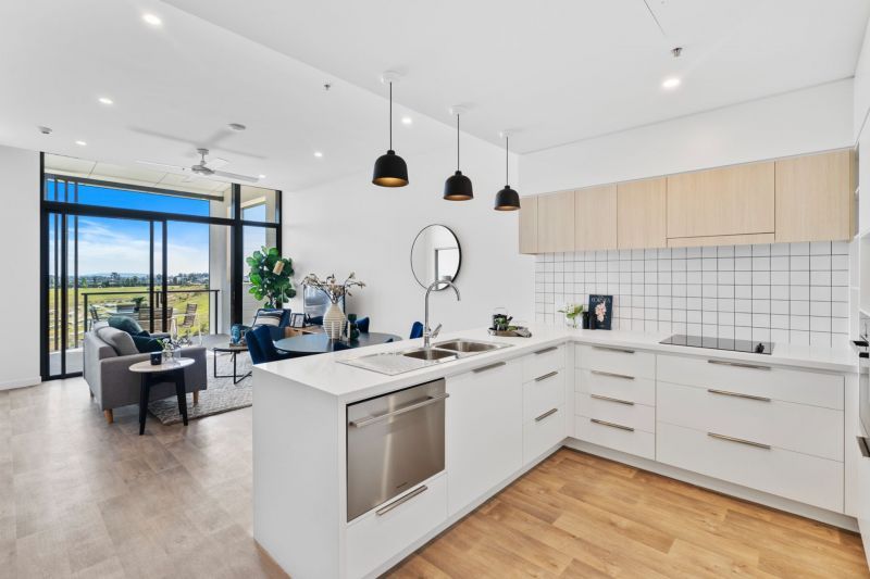 Light-filled one-bedroom apartment