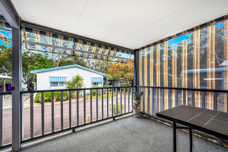 Spacious Corner Block Living - Simply Move In & Relax!